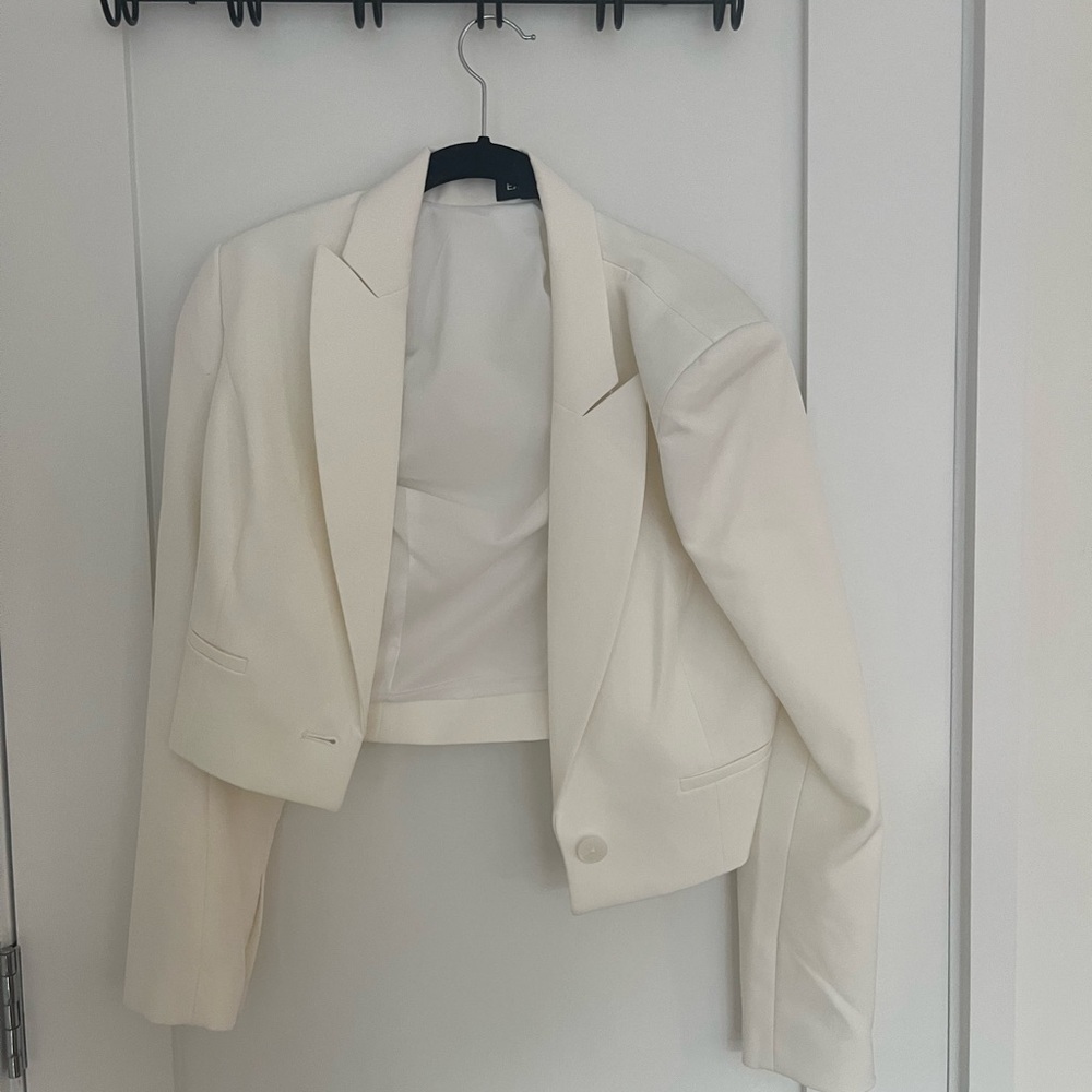 Express Cream Cropped Blazer